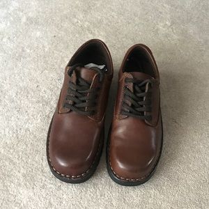 eastland school shoes